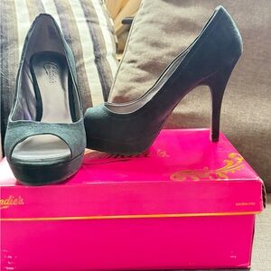 Candie's Elegant Black Peep Toe Heels Size 9.5 BNWB